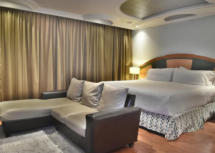 Kali Escandón Hotel 4*